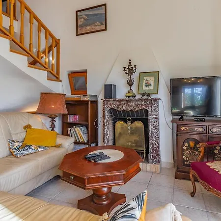Holiday home Beautiful In With Wifi Pomer